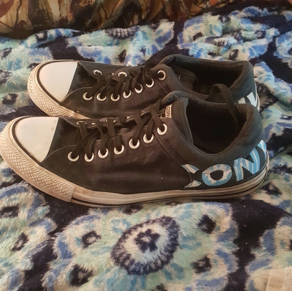 Mens sneakers - Picture 2 of 3